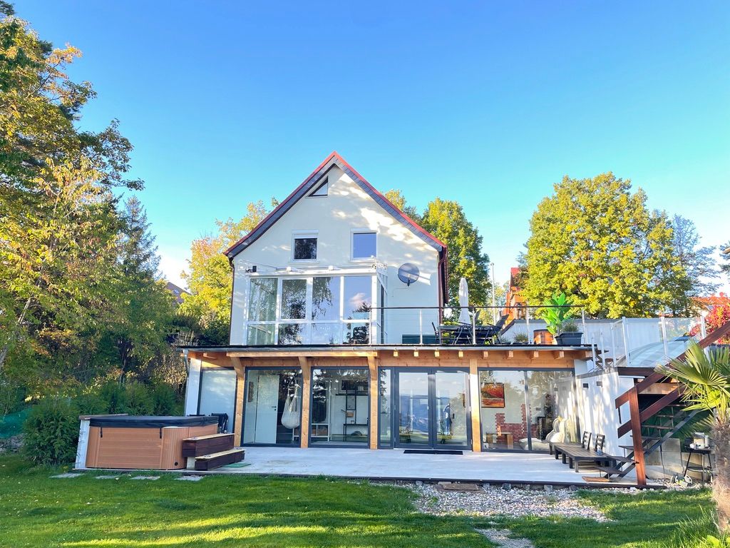  Exclusive House With View On Dresden – Privacy, Comfort & Prime Location  -  Exclusive House with view on Dresden – Privacy, Comfort & Prime Location  - Gallery -  15