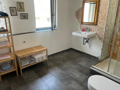 House with plenty Space and Parking Lot in gießen