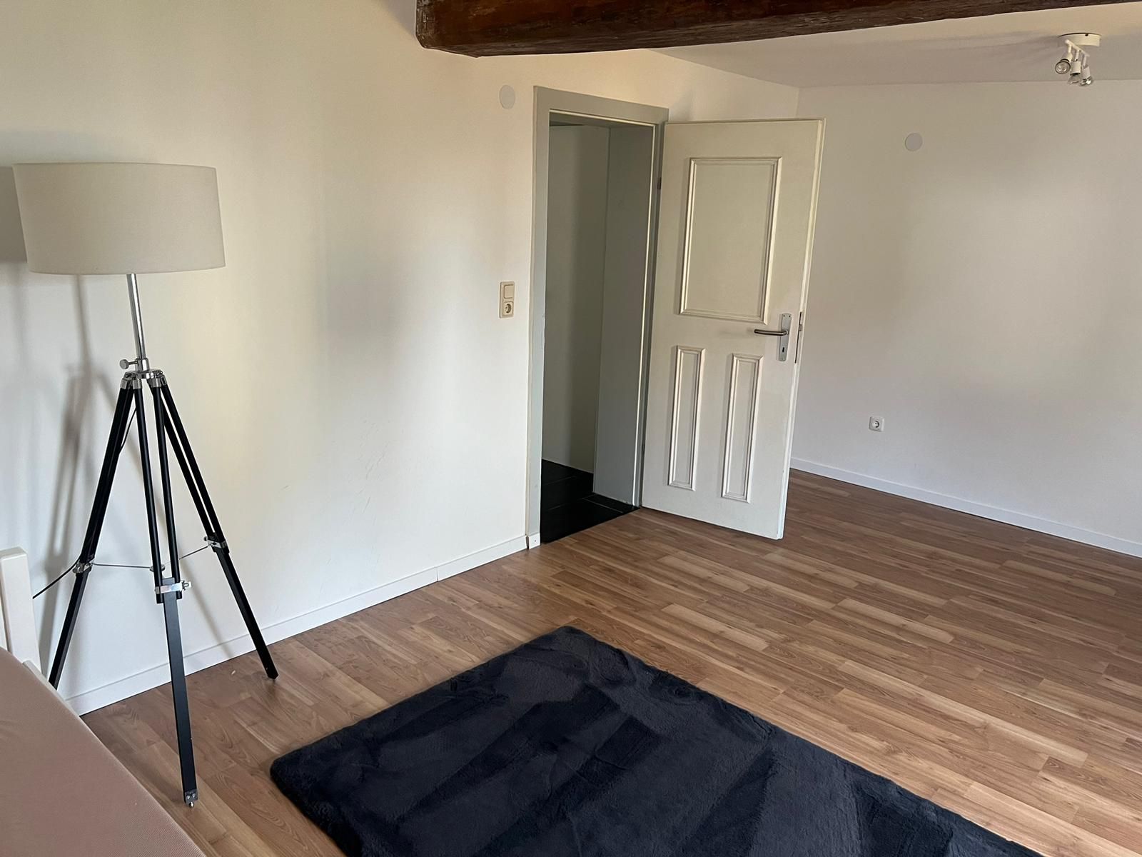  House With Plenty Space And Parking Lot In Gießen  -  House with plenty Space and Parking Lot in gießen  - Gallery -  14