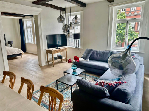 Bright and stylishly furnished old town flat