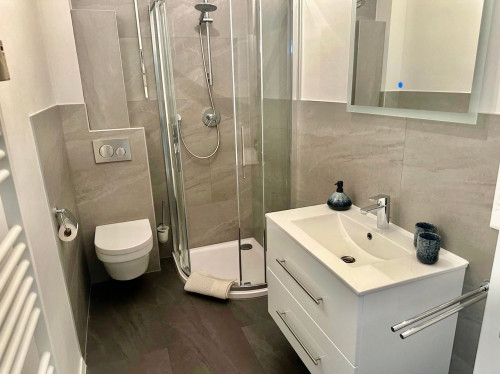 Bright and stylishly furnished old town flat