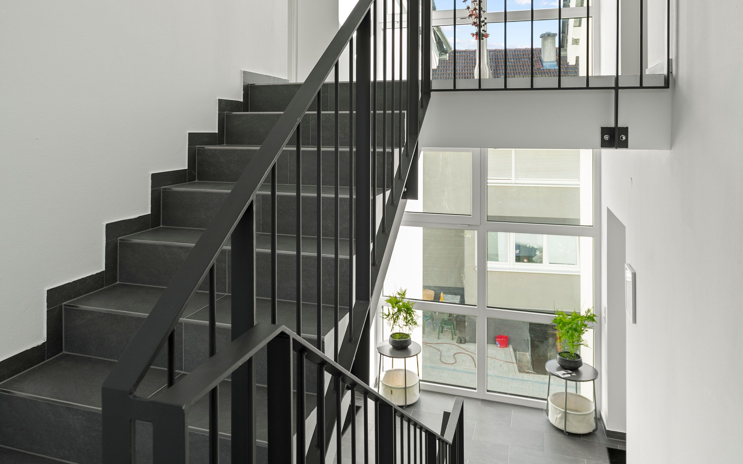  LiT LiVING: Luxus | Box SprIng | Parking | Garden  -  LiT LiVING: Luxus | Box SprIng | Parking | Garden  - Gallery -  32