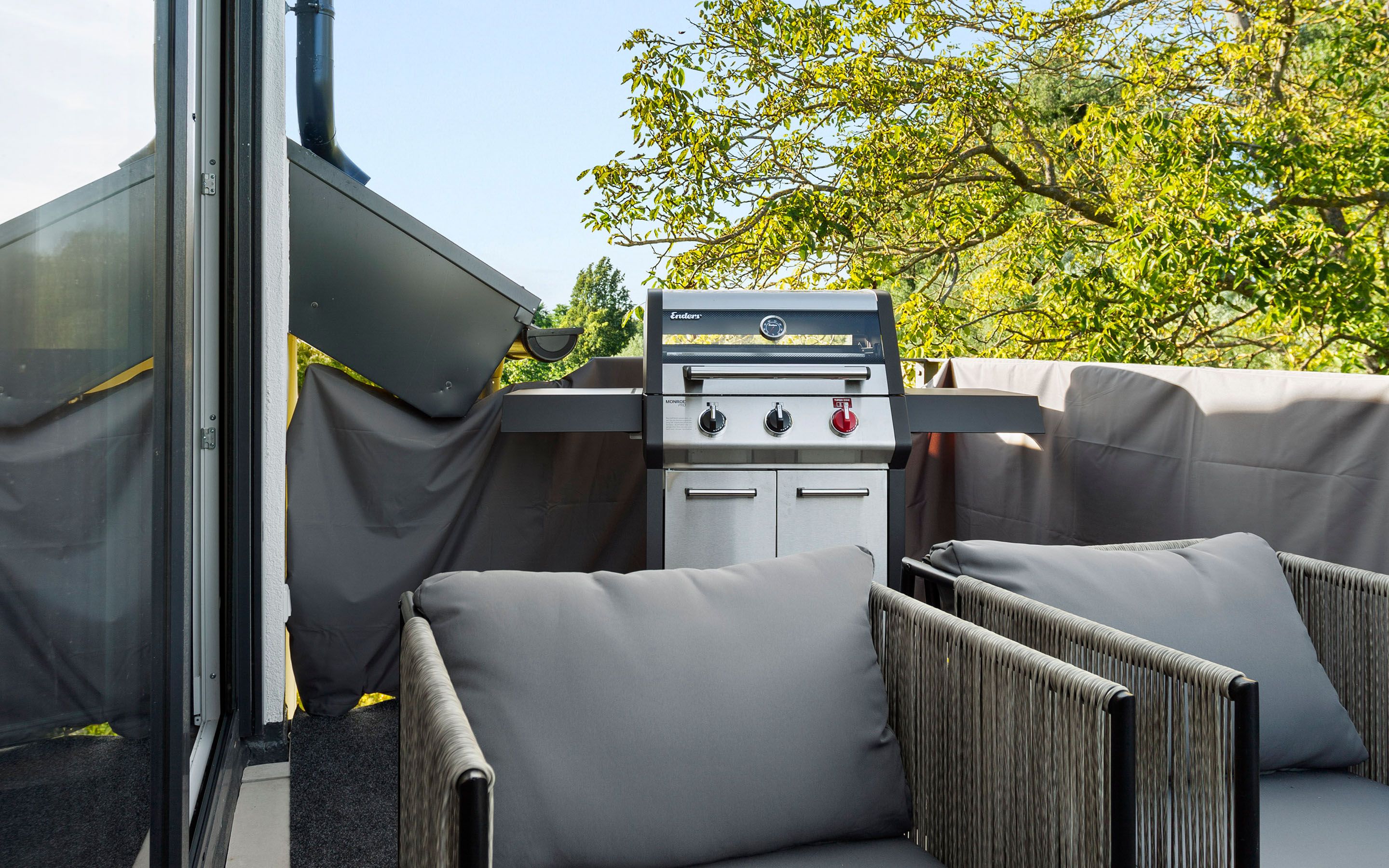  LiT LiVING: Luxus | Box SprIng | Parking | Garden  -  LiT LiVING: Luxus | Box SprIng | Parking | Garden  - Gallery -  20