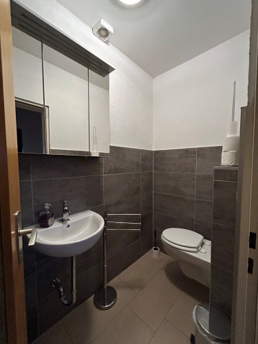 54536030320250916080100AM