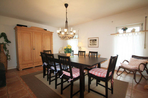 Spacious (approx. 140m²) apartment for up to 8 people