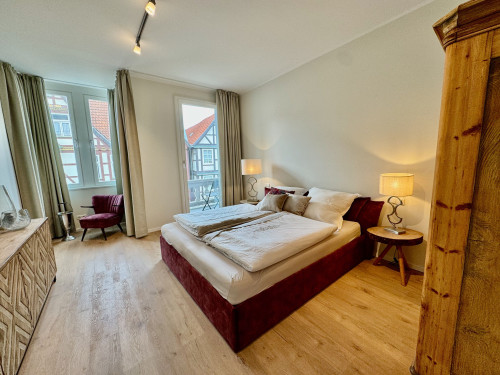Elegant old town flat with high-quality interior, spacious living area and two stylish bedrooms