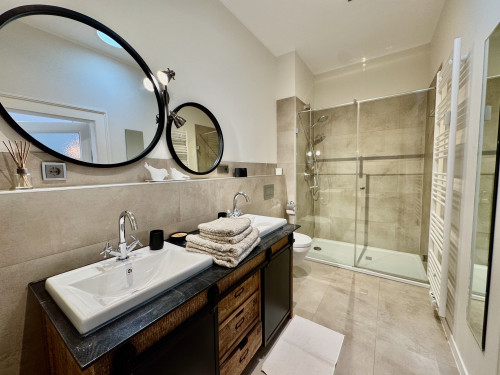 Elegant old town flat with high-quality interior, spacious living area and two stylish bedrooms - Gallery - 9