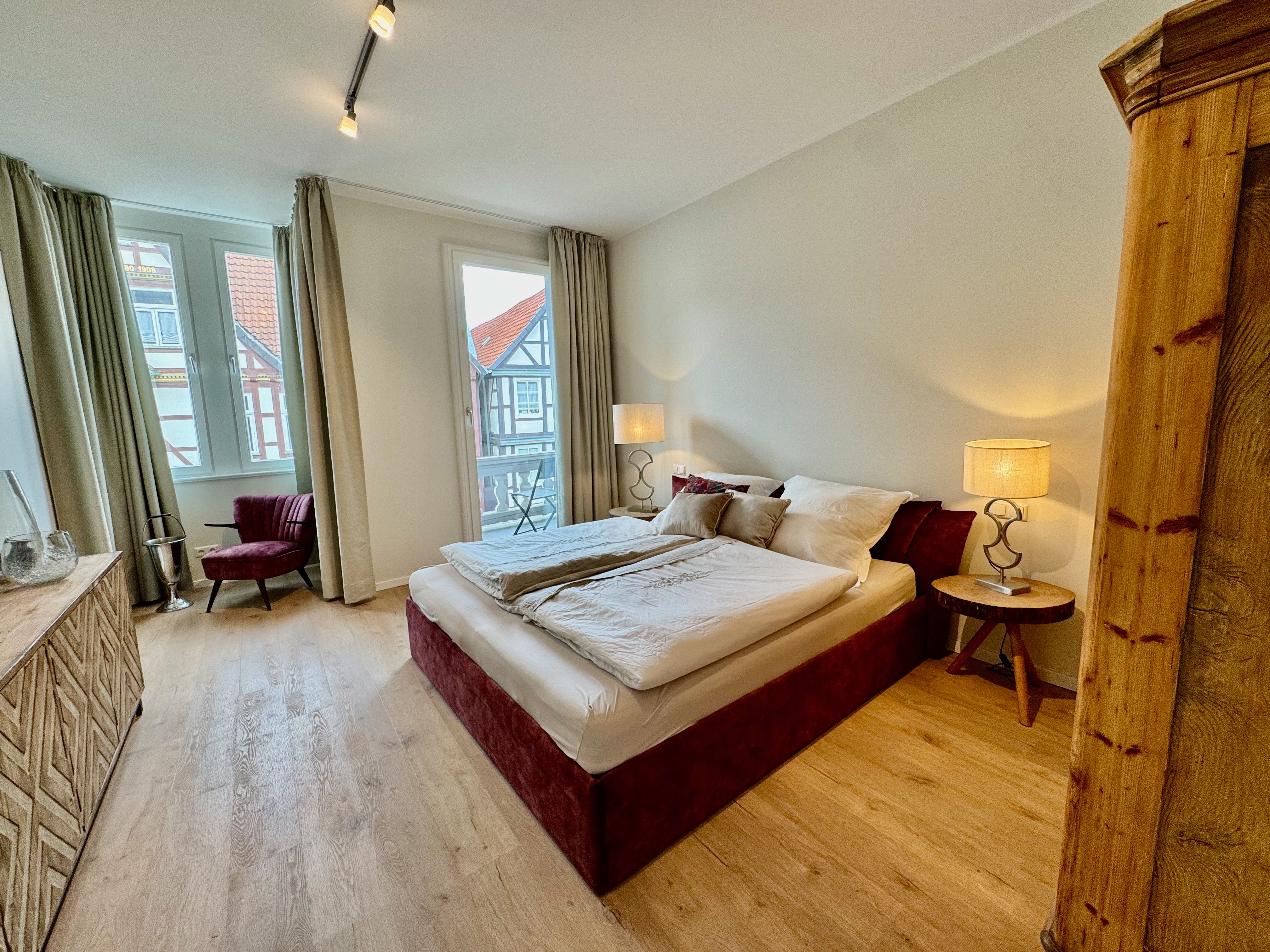  Elegant Old Town Flat With High-Quality Interior, Spacious Living Area And Two Stylish Bedrooms  -  Elegant old town flat with high-quality interior, spacious living area and two stylish bedrooms  - Gallery -  15