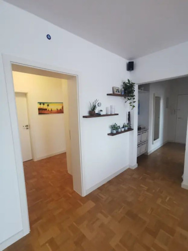 Central & spacious 3-room apartment in Ludwigsburg in a former American community