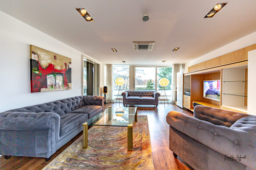 BS Penthouse in nice and quiet area