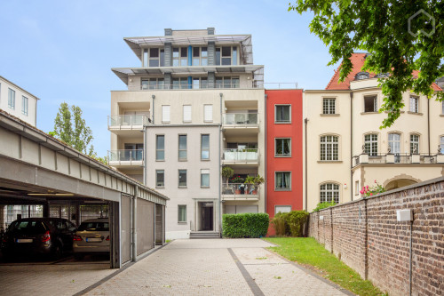 Elegant 3-room luxury apartment with wonderful Rhine panorama