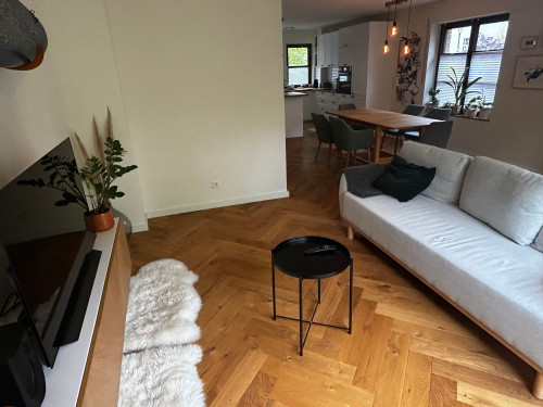 Großzügiges, möbliertes Haus mit Garten & 2 Home Offices in Düsseldorf-Benrath