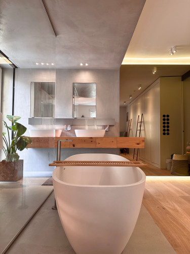 historical building dream in the heart of haidhause