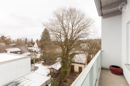 Spacious multi-level designer home with terrace and two balconies – ideal for families or business stays.