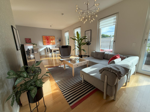 Exclusive, furnished, fully equipped 3-room apartment in a prime location in Potsdam city center with underground parking space and cleaning service - Gallery - 9