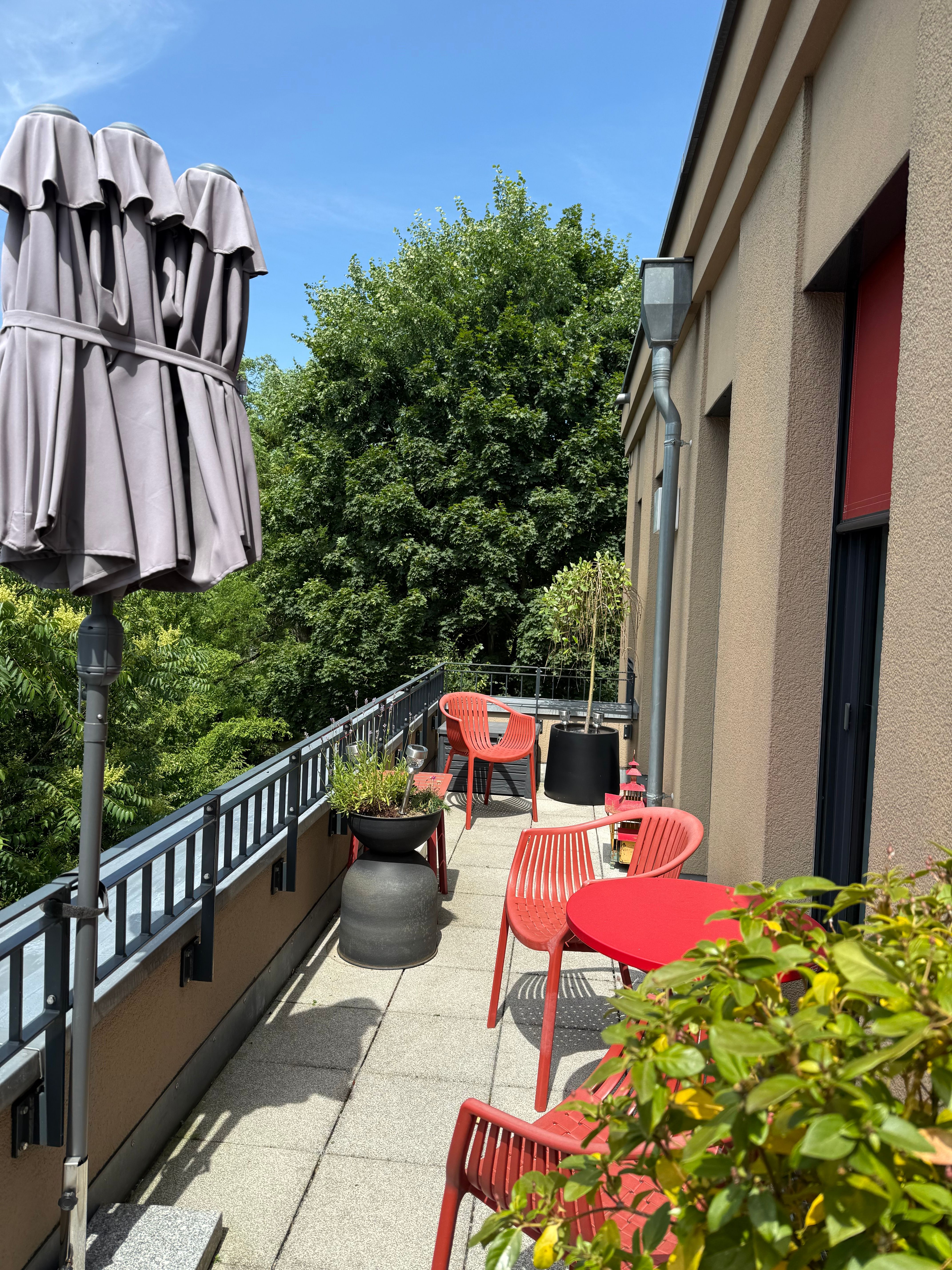 Exclusive, Furnished, Fully Equipped 3-Room Apartment In A Prime Location In Potsdam City Center Wit - 2