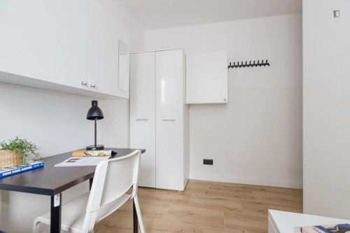 Bright double bedroom near Wileński metro station