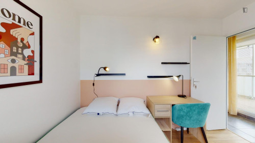 Very cosy double bedroom in the Ginko neighbourhood