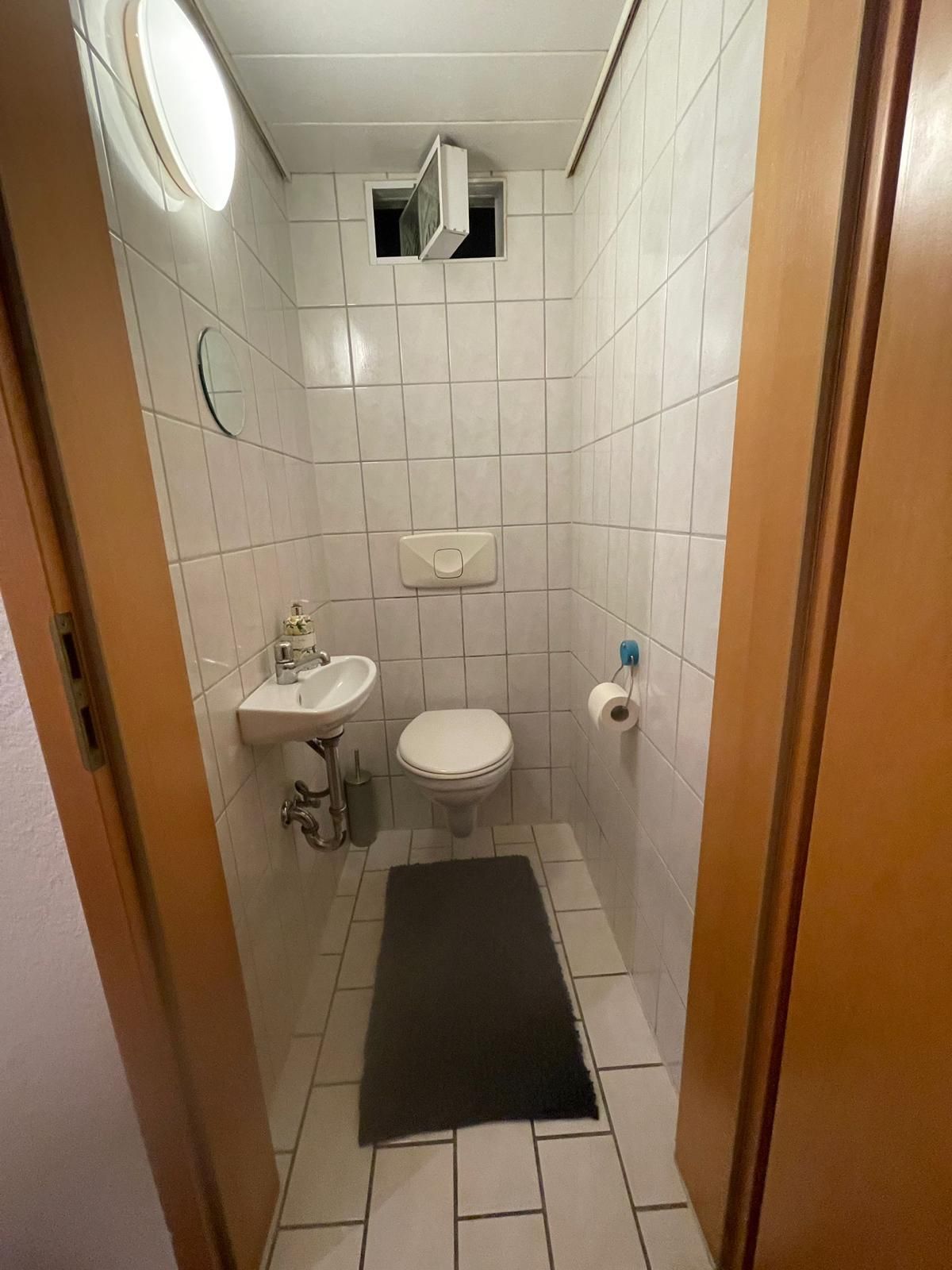  Beautiful 4-Room Apartment, Central And Newly Furnished  -  Beautiful 4-room apartment, central and newly furnished  - Gallery -  12