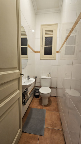 Modern Shared Apartment in Vibrant Sant Antoni, Barcelona - Ideal for Urban Living