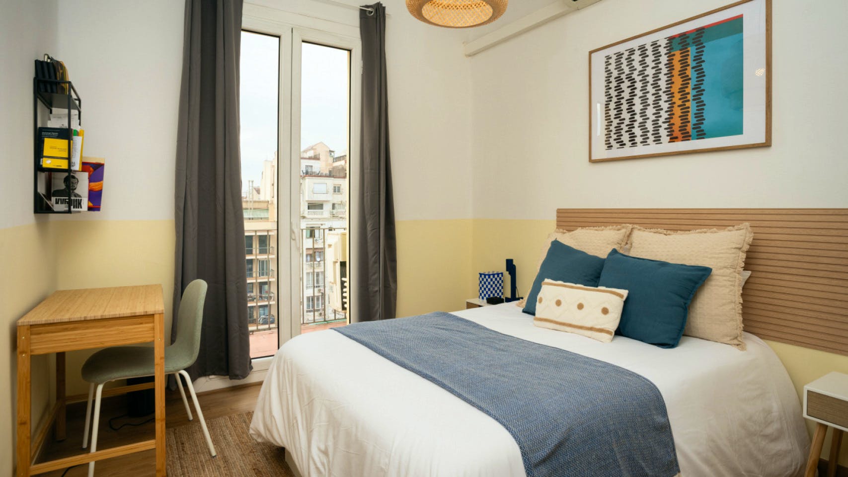 Room 2 - Modern Shared Apartment in Vibrant Sant Antoni, Barcelona - Ideal for Urban Living - Gallery - 19