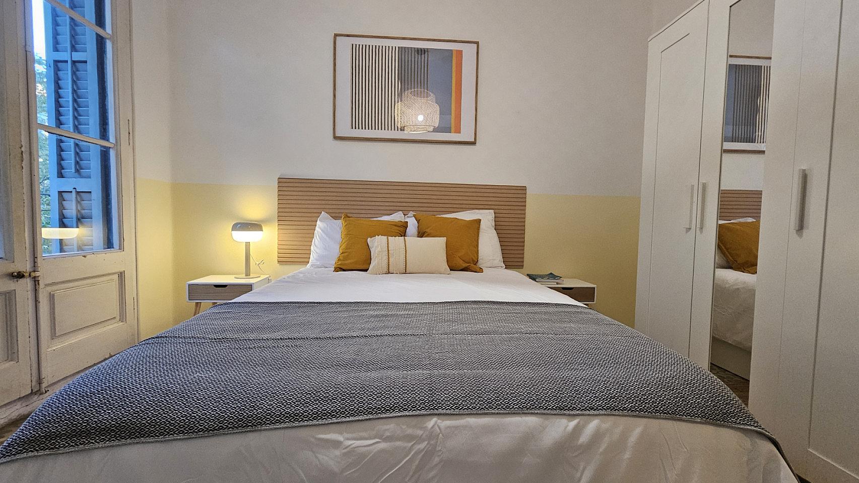 Room 2 - Modern Shared Apartment in Vibrant Sant Antoni, Barcelona - Ideal for Urban Living - Gallery - 37