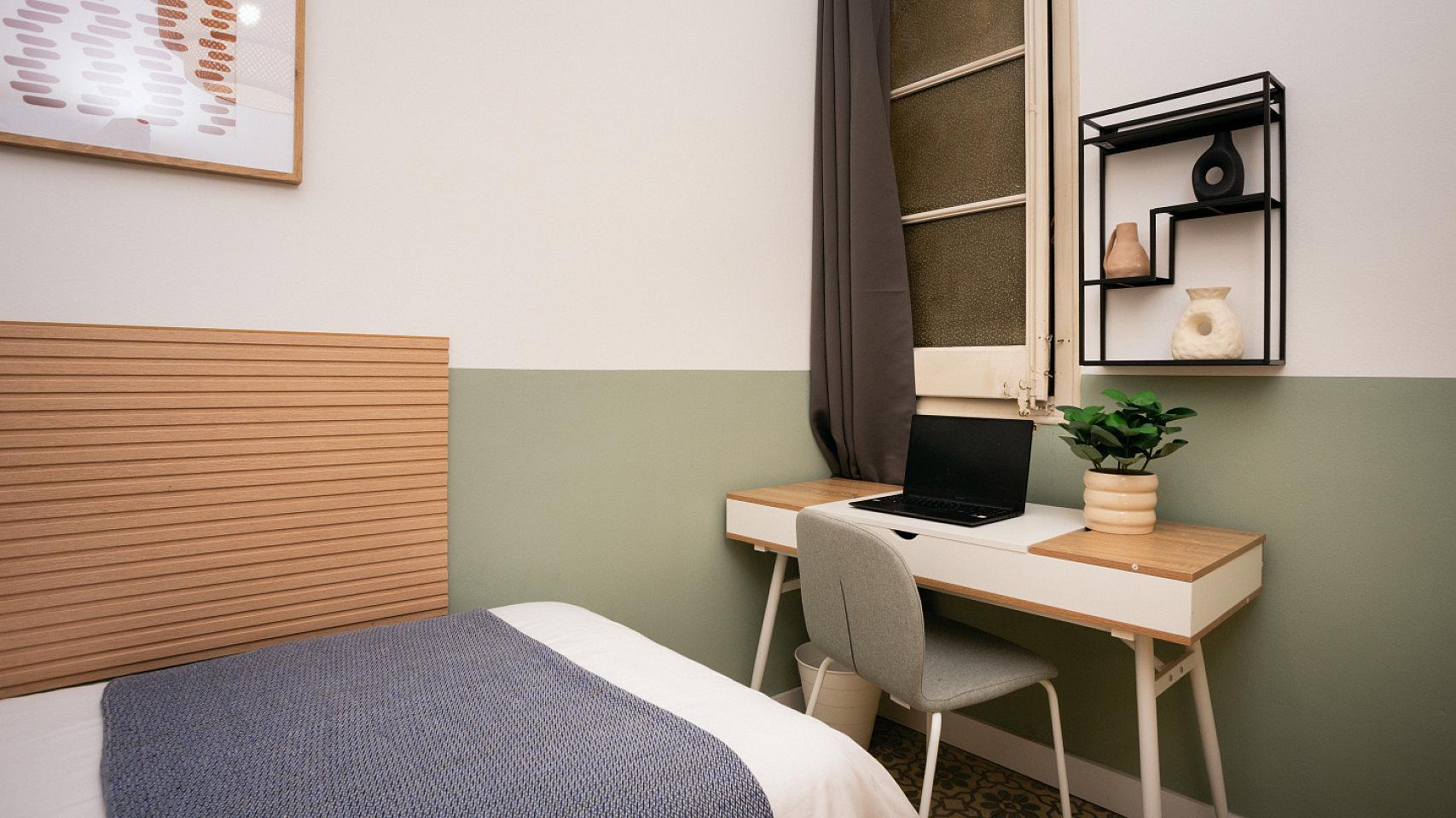  Room 3  -  Modern Shared Apartment in Vibrant Sant Antoni, Barcelona - Ideal for Urban Living  - Gallery -  56