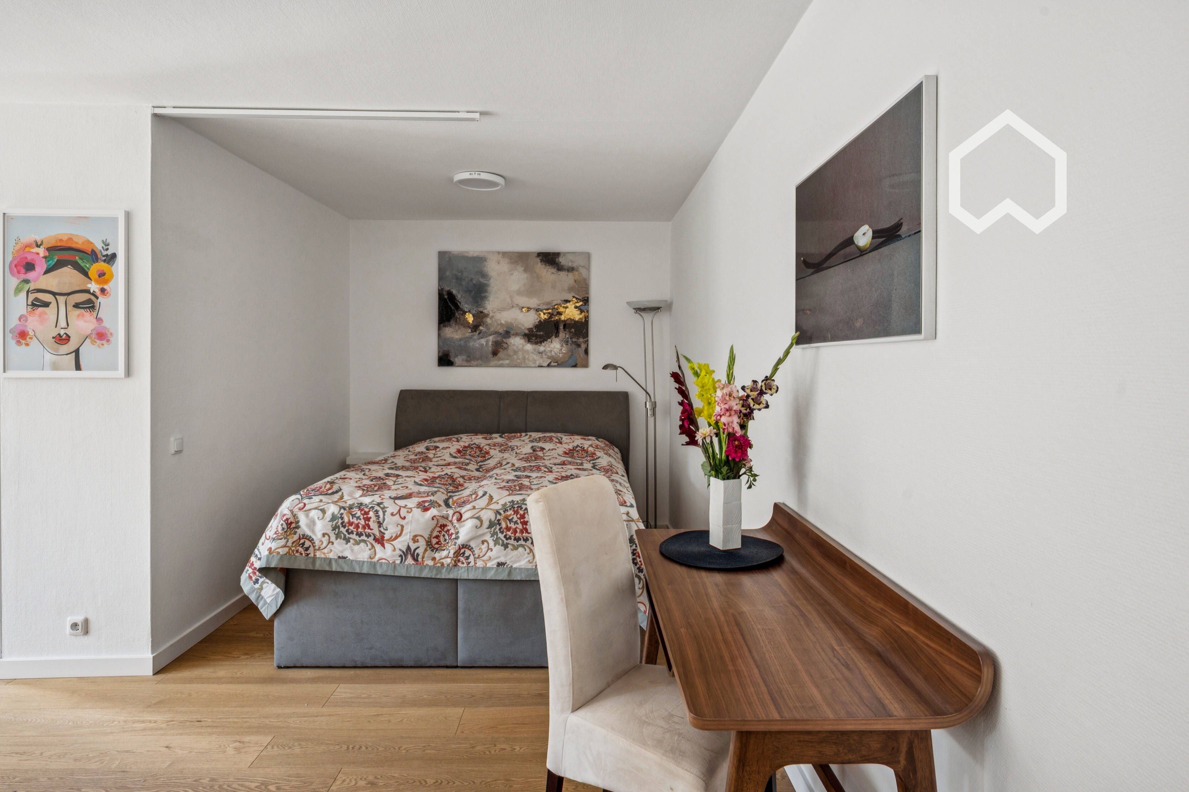  Bright Studio Apartment With South-Facing Balcony In Exclusive Herzogpark – Quiet And Close To The C  -  Bright Studio Apartment with South-Facing Balcony in Exclusive Herzogpark – Quiet and Close to the City Center  - Gallery -  8