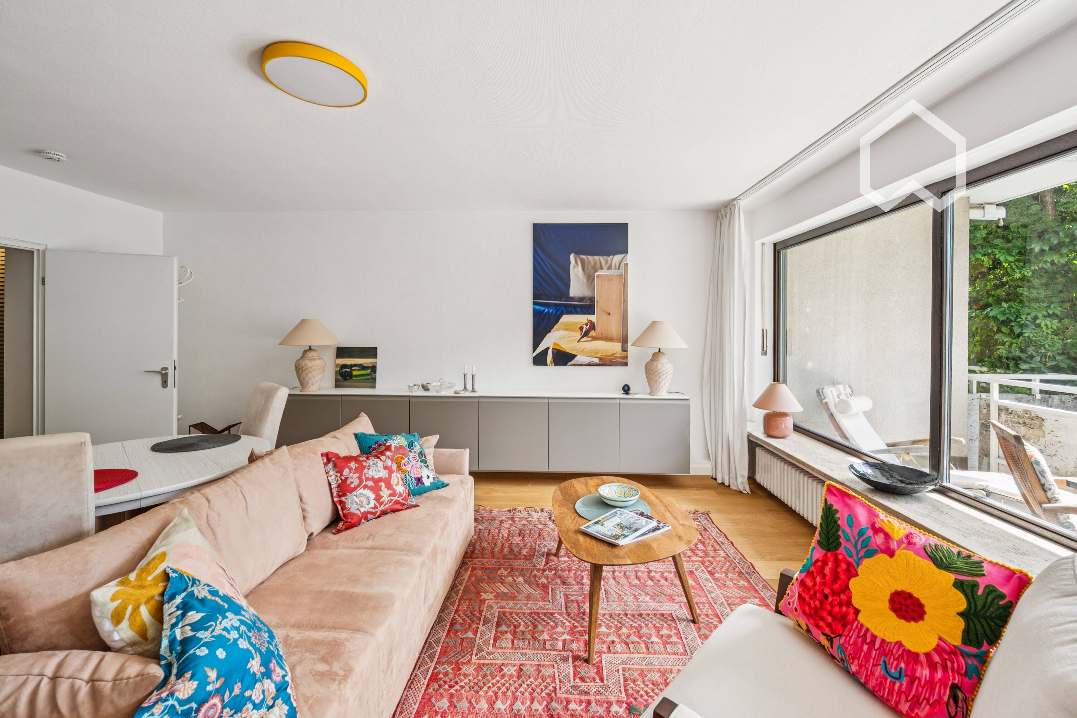  Bright Studio Apartment With South-Facing Balcony In Exclusive Herzogpark – Quiet And Close To The C  -  Bright Studio Apartment with South-Facing Balcony in Exclusive Herzogpark – Quiet and Close to the City Center  - Gallery -  13