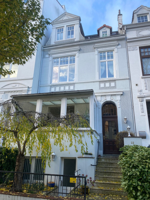 Nice apartment close to city center but very quiet