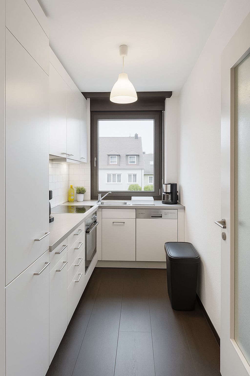  Schöne 2 Zimmer Wohnung Mit Balkon  -  Schöne 2 Zimmer Wohnung mit Balkon  - Gallery -  2