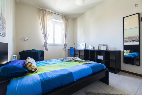 Bright double bedroom in Quartiere 2 Nord