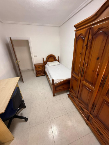 Cozy Single Bedroom close to Faculty of Medicine of the University of Salamanca
