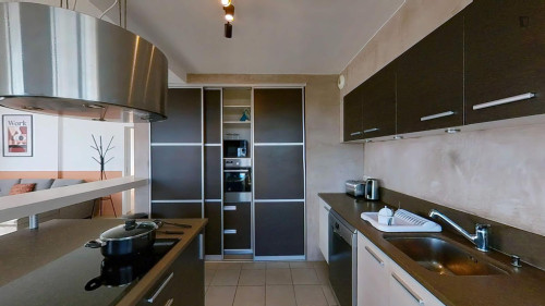 Neat double bedroom near Saint-Jean train station