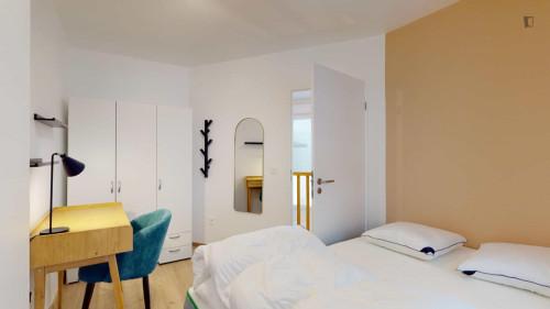 Pleasant double bedroom near Pont de Bezons tram stop