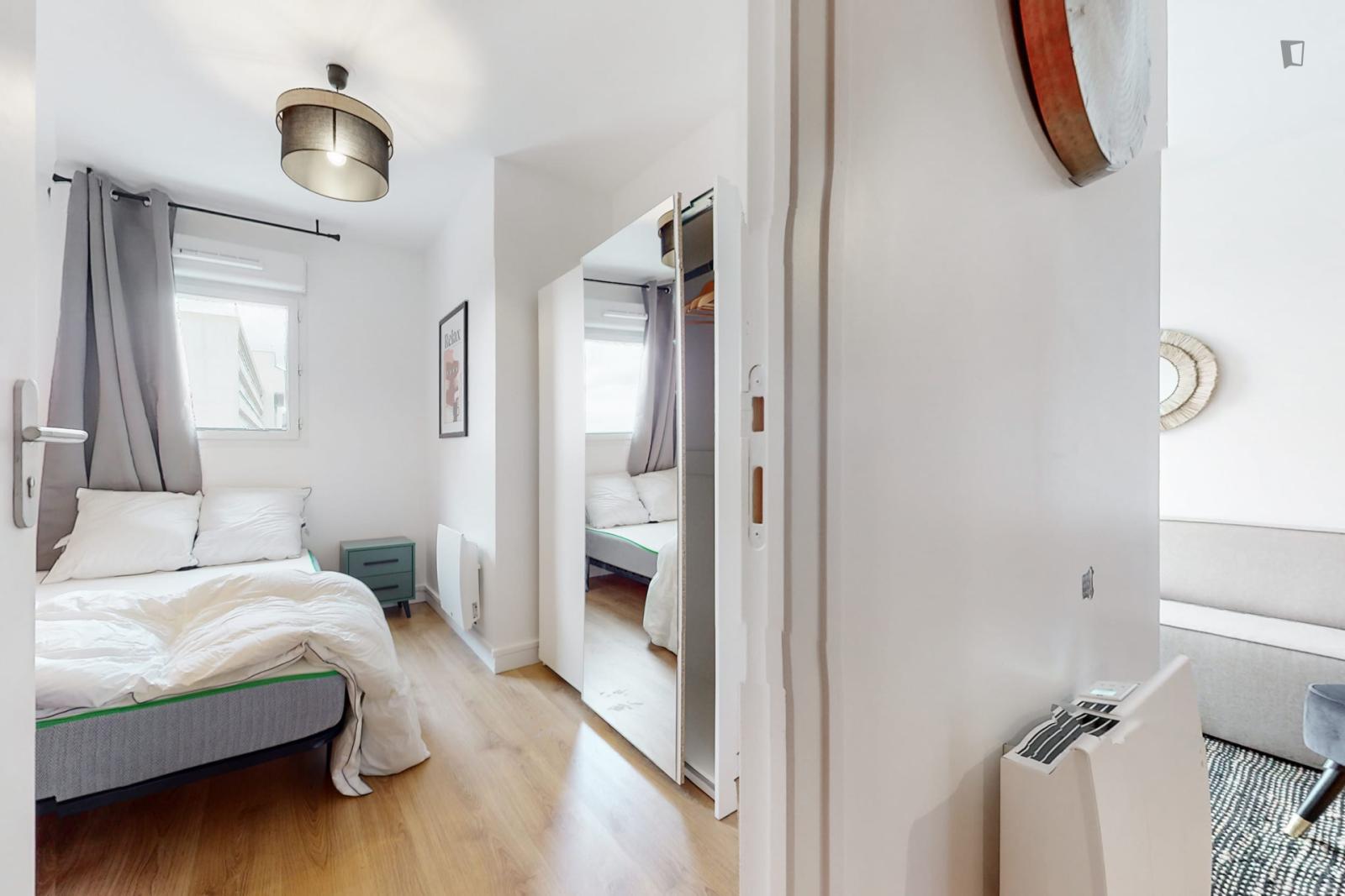 Lovely Double Bedroom Near Pont De Bezons Station - Lovely double bedroom near Pont de Bezons station - Gallery - 1