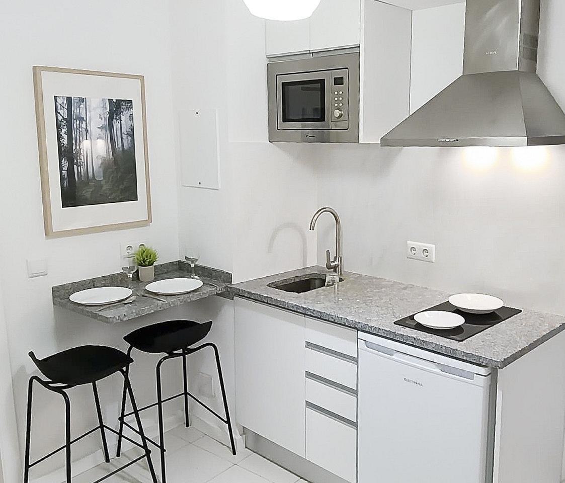 Deluxe Studio With Separate Kitchen - 13