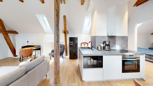 Apt. 11, 2 Bedroom Penthouse (Lüneburg). 35 min from Hamburg