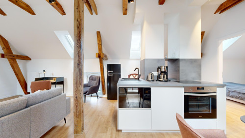 Apt. 11, 2 Bedroom Penthouse (Lüneburg). 35 min from Hamburg