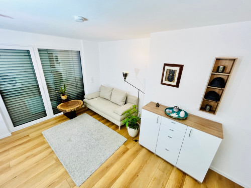 Fashionable flat between Düsseldorf and Cologne