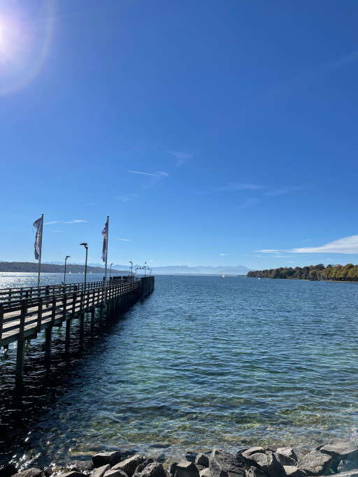 High quality furnished apartment in the center of Starnberg - 3 minutes walk from the lake and the train station