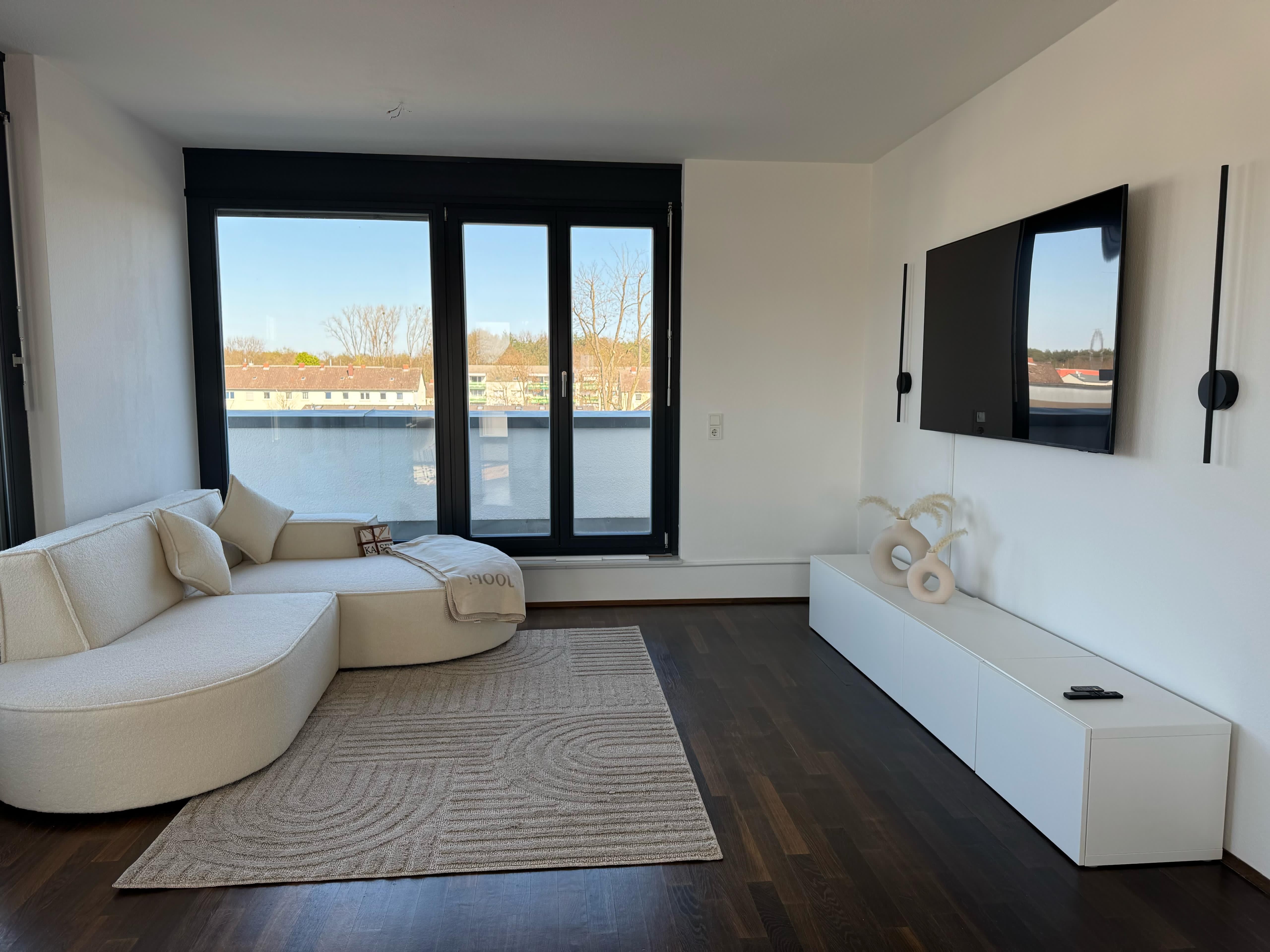  Luxurious, Fully Equipped 120 M² Penthouse With 360° Panoramic Views, Manhattan Feel, Near Frankfurt  -  Luxurious, fully equipped 120 m² penthouse with 360° panoramic views, Manhattan feel, near Frankfurt.  - Gallery -  8