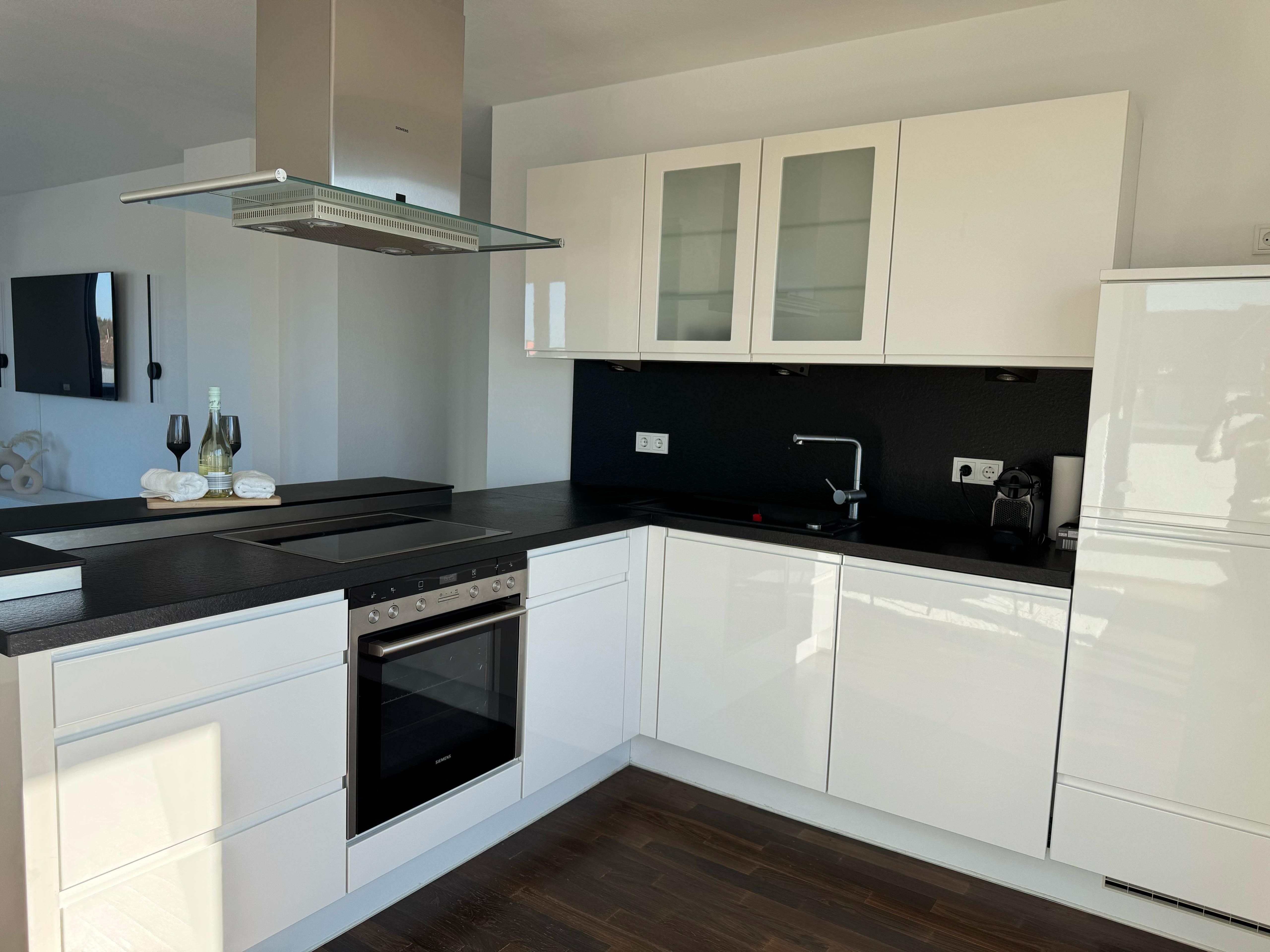  Luxurious, Fully Equipped 120 M² Penthouse With 360° Panoramic Views, Manhattan Feel, Near Frankfurt  -  Luxurious, fully equipped 120 m² penthouse with 360° panoramic views, Manhattan feel, near Frankfurt.  - Gallery -  6