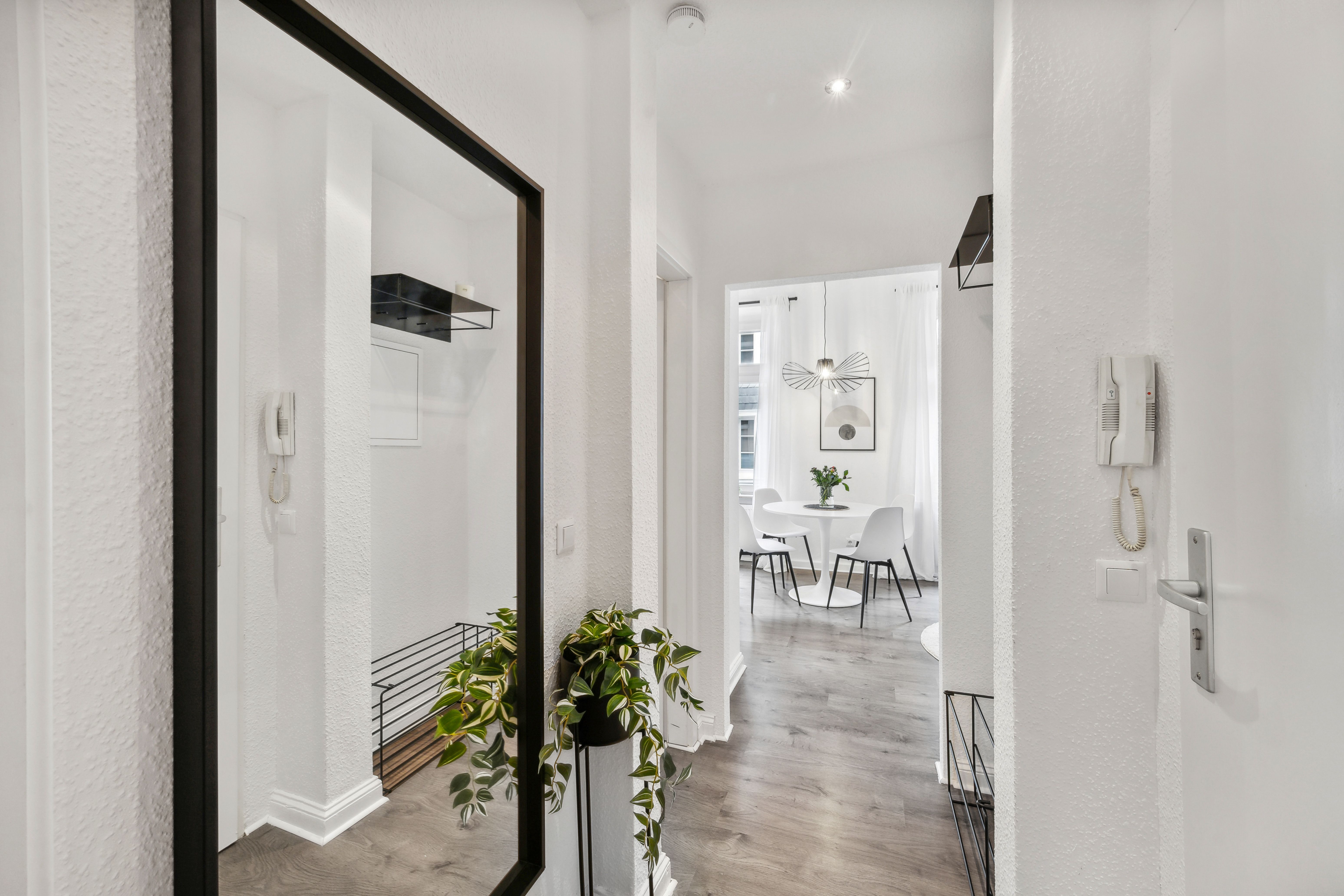  Modern Design Apartment – Prime Location In Wuppertal  -  Modern Design Apartment – Prime Location in Wuppertal  - Gallery -  9