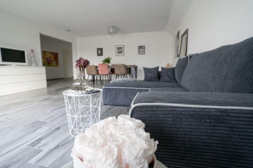Geschmackvolle & moderne Wohnung im Grünen - Gallery - 24