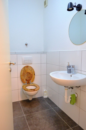 Charming apartment: XL terrace, kingsize bed. Your retreat for comfort & relaxation!