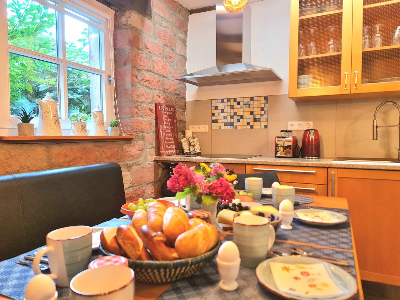 AVAHOME: Stylish Apartment For 6 In Kandel / Near Karlsruhe, WiFi, Parking, Netflix, Kitchen, Nespre - 4