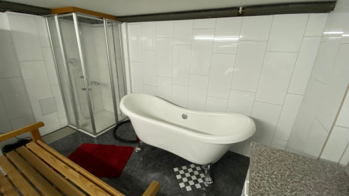 Luxurious ground floor apartment in a central location