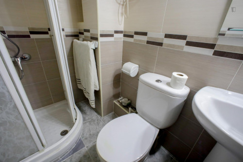 Tasteful double ensuite bedroom in Ciutat Jardí
