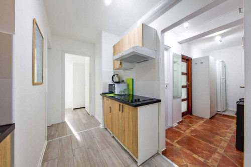 Neat single bedroom near Wierzbno metro